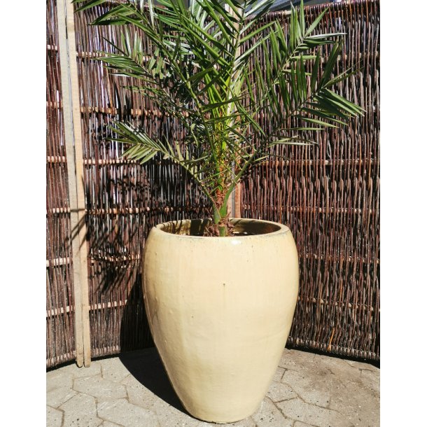 Josephine, Sandfarvet keramik*