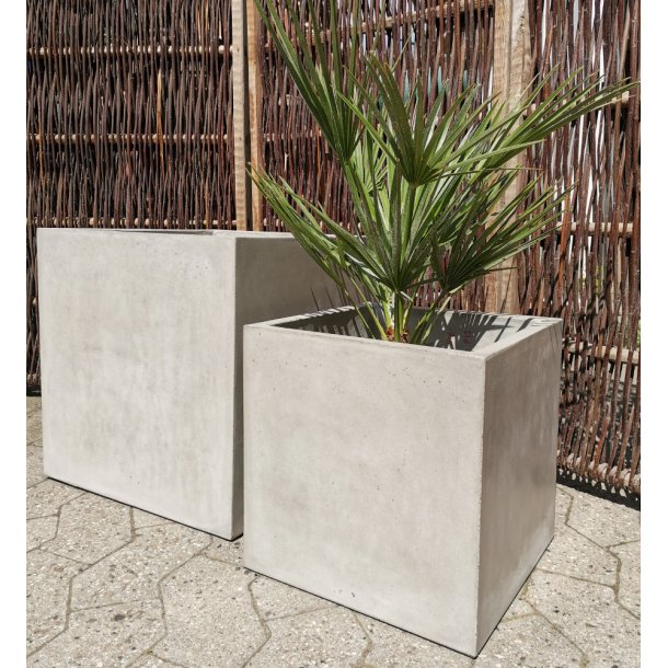 Posito firkantet letbeton krukke*