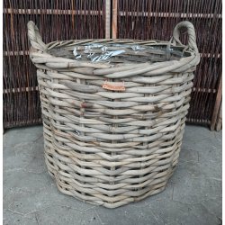 Celine, Gr rattan kurv