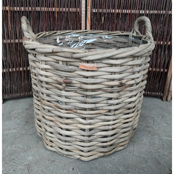 Celine, Gr rattan kurv