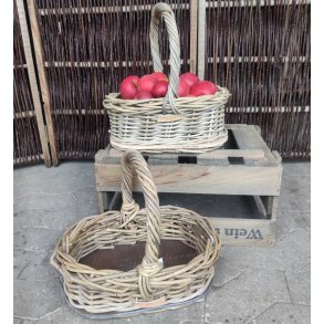 Oval kurv med trbund.