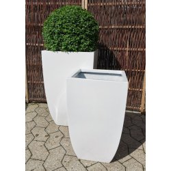 Firkantet blank hvid Polystone Krukke*