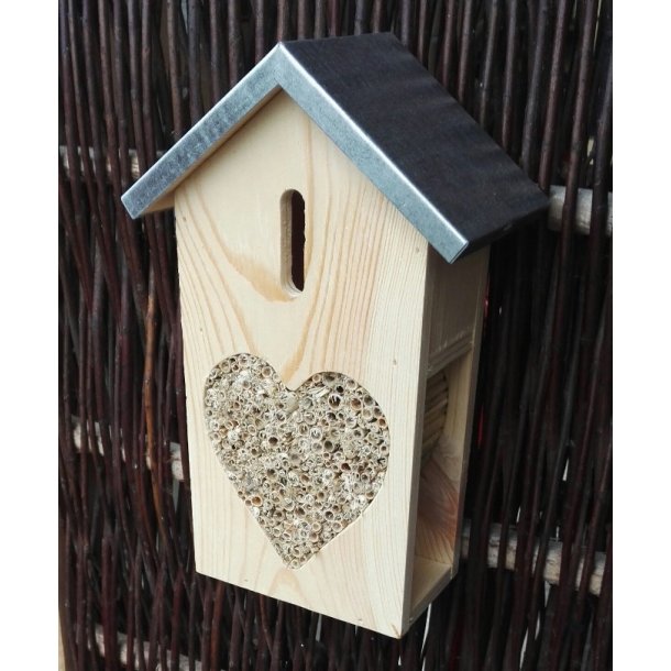 Insekthotel Hjerterum