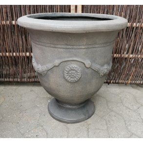 Letvgts Pokal, Antik Gr*