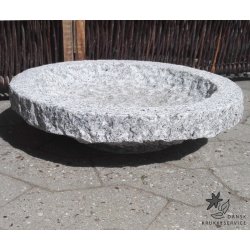 Rundt lysegrt fuglebad